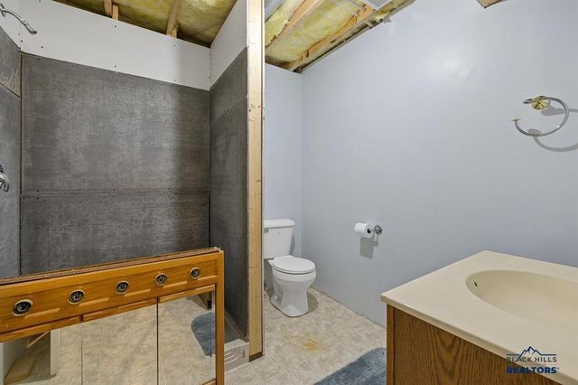 11981 MOUNTAIN LION LN, Hot Springs, SD 57747