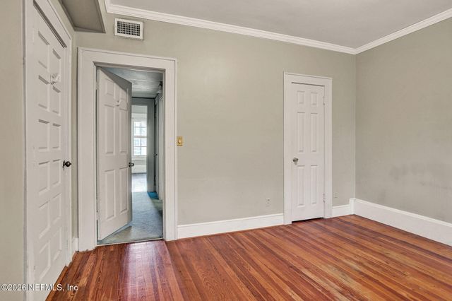 4250 DAVINCI Avenue, Jacksonville, FL 32210