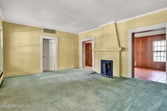 4250 DAVINCI Avenue, Jacksonville, FL 32210