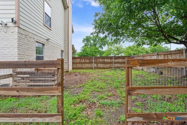 1406 Golf Course Road, Gatesville, TX 76528