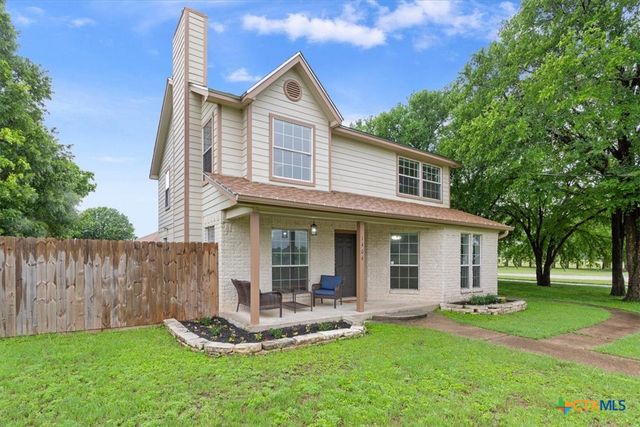 1406 Golf Course Road, Gatesville, TX 76528