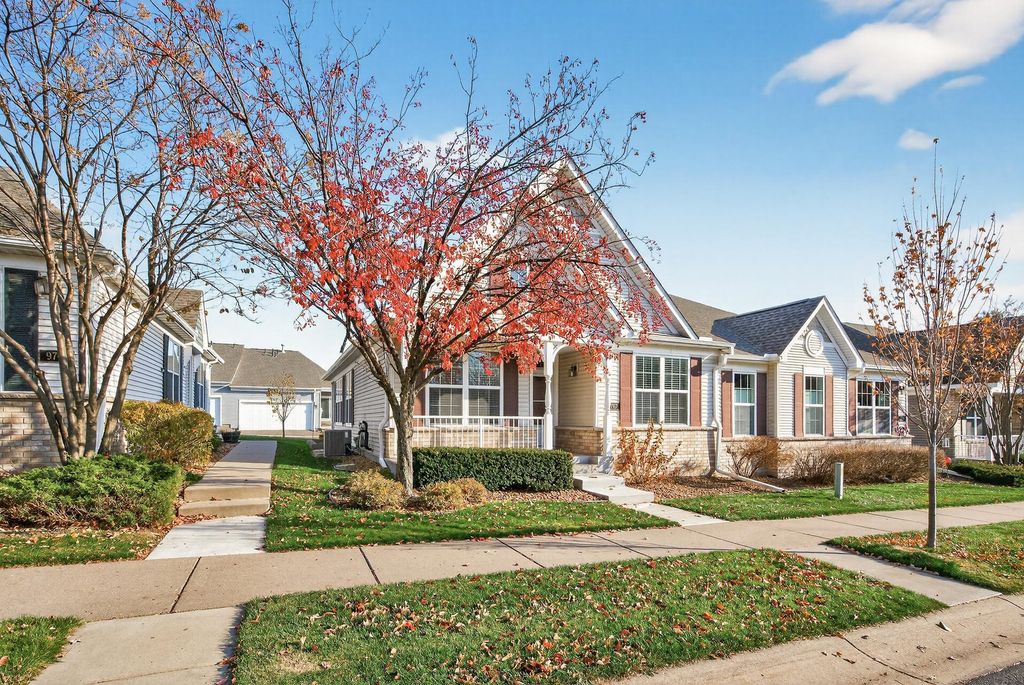 9767 Picket Drive, Eden Prairie, MN 55347