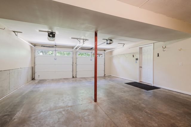 2913 Summerfield Drive, Lexington, KY 40511