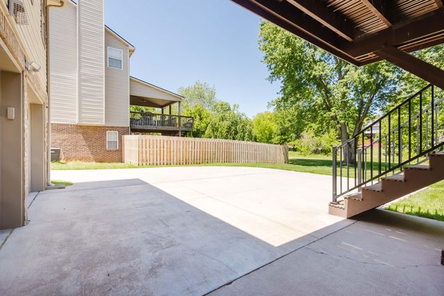 2913 Summerfield Drive, Lexington, KY 40511
