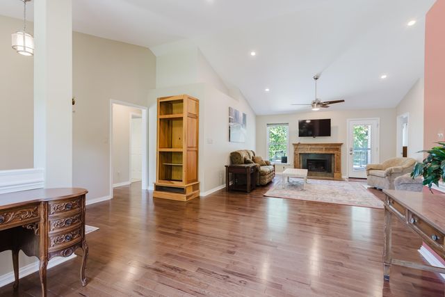 2913 Summerfield Drive, Lexington, KY 40511