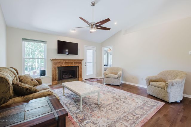 2913 Summerfield Drive, Lexington, KY 40511