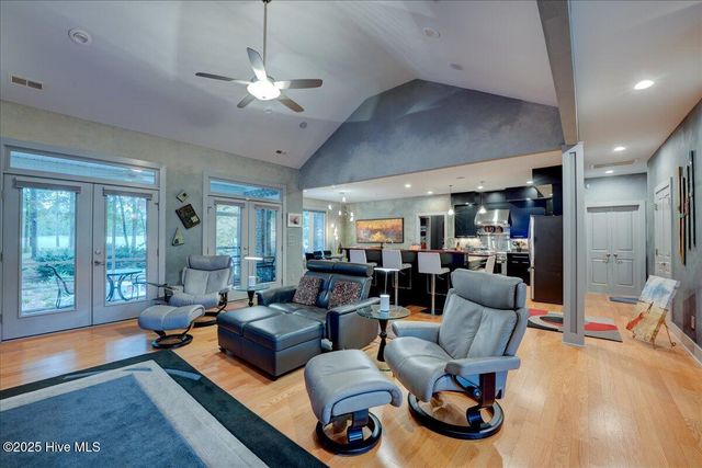 4203 Sienna Place, New Bern, NC 28562