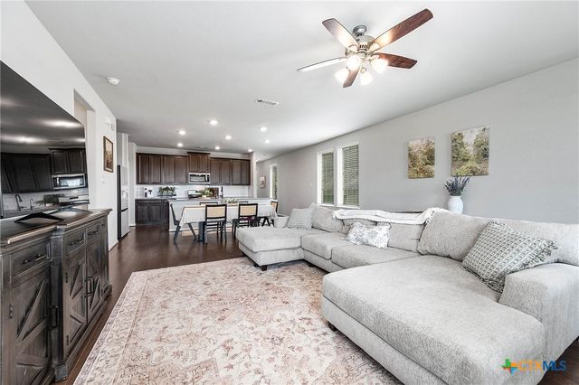 13517 Emerald Mallard Drive, Texas City, TX 77568