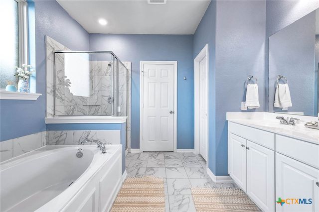 13517 Emerald Mallard Drive, Texas City, TX 77568