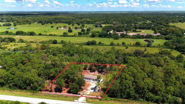 881 Woodland Blvd, Clewiston, FL 33440