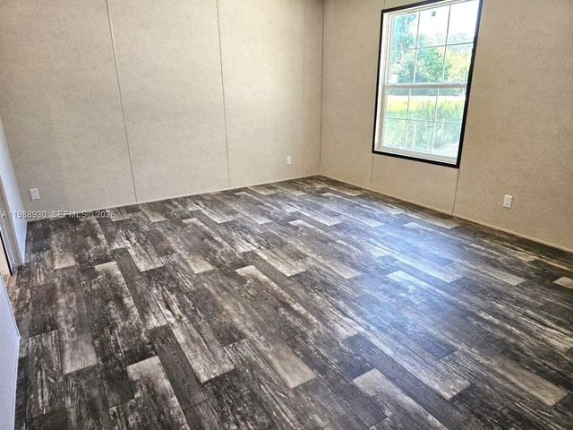 881 Woodland Blvd, Clewiston, FL 33440