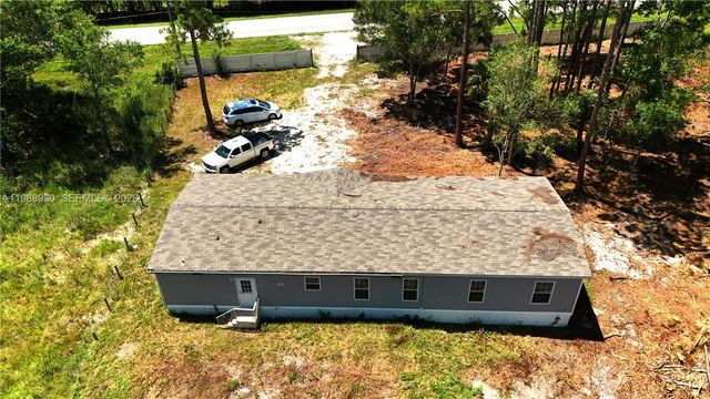 881 Woodland Blvd, Clewiston, FL 33440