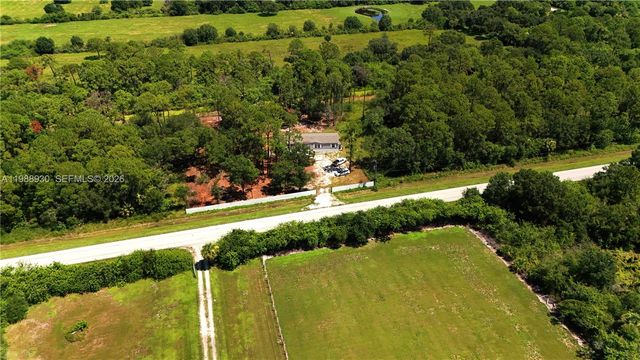 881 Woodland Blvd, Clewiston, FL 33440