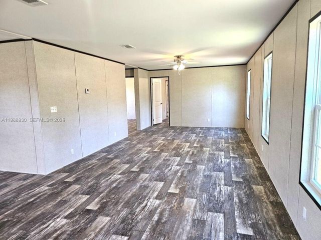 881 Woodland Blvd, Clewiston, FL 33440