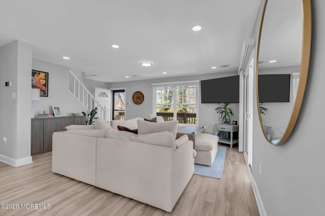 130 Bay Avenue, Island Heights, NJ 08732