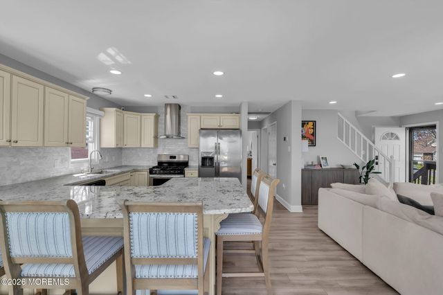 130 Bay Avenue, Island Heights, NJ 08732