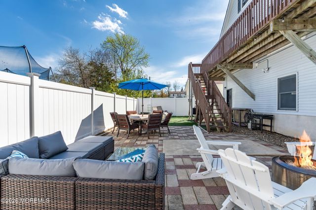 130 Bay Avenue, Island Heights, NJ 08732