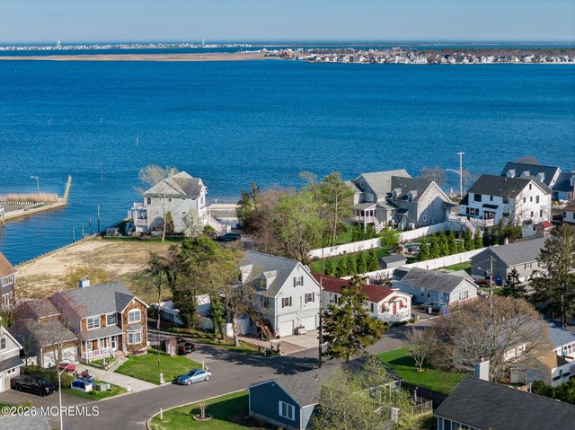 130 Bay Avenue, Island Heights, NJ 08732