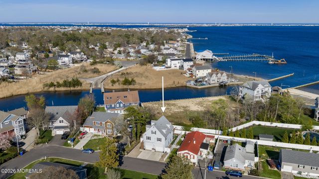 130 Bay Avenue, Island Heights, NJ 08732