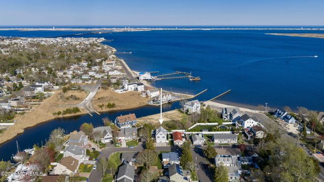 130 Bay Avenue, Island Heights, NJ 08732
