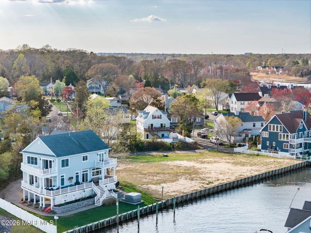 130 Bay Avenue, Island Heights, NJ 08732