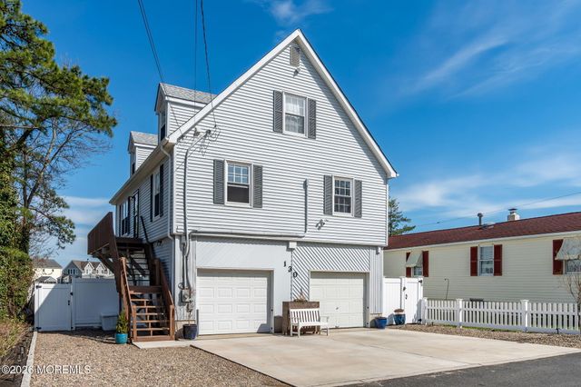 130 Bay Avenue, Island Heights, NJ 08732