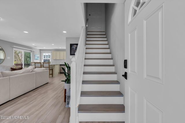 130 Bay Avenue, Island Heights, NJ 08732