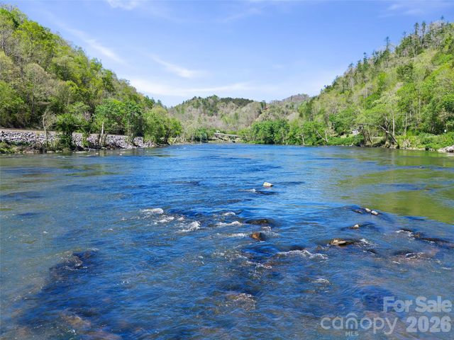 000 Little Pine Road, Marshall, NC 28753