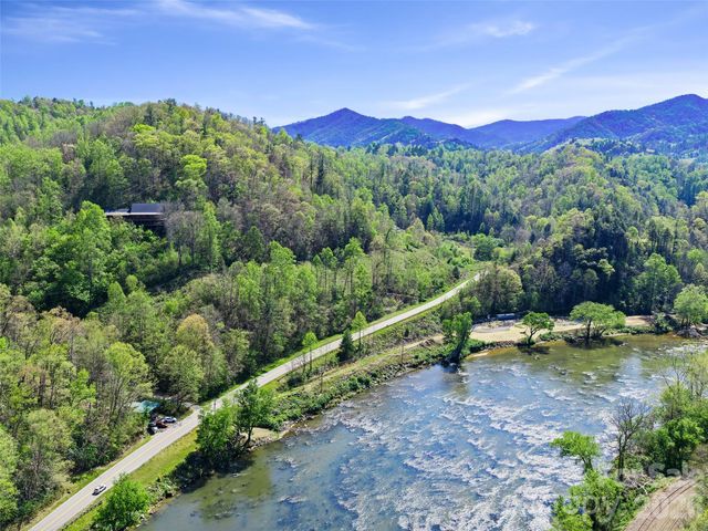 000 Little Pine Road, Marshall, NC 28753
