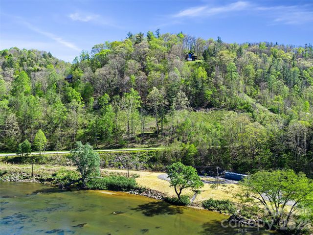 000 Little Pine Road, Marshall, NC 28753