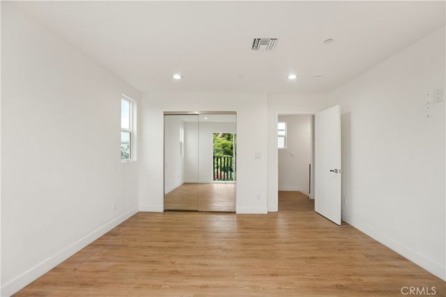 449 N Heliotrope Drive, Los Angeles, CA 90004