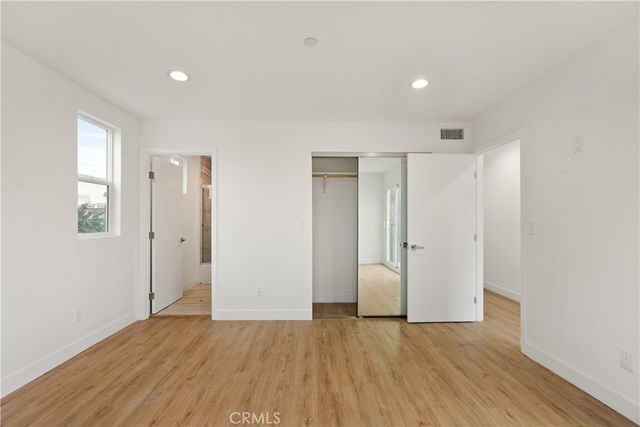 449 N Heliotrope Drive, Los Angeles, CA 90004