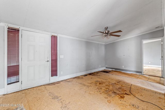 269 Beagle Run Lane, Aberdeen, NC 28315