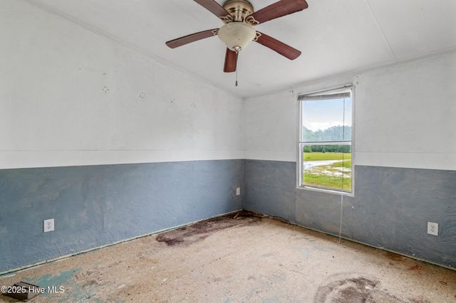 269 Beagle Run Lane, Aberdeen, NC 28315