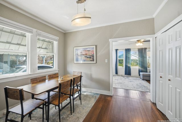 314 Queen Anne Ct, San Antonio, TX 78209