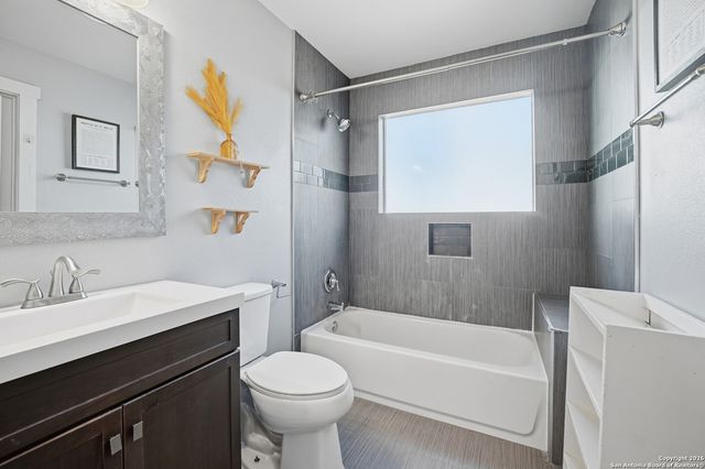 314 Queen Anne Ct, San Antonio, TX 78209