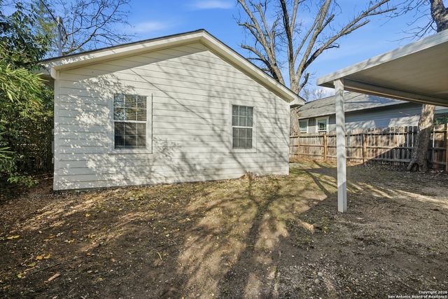 314 Queen Anne Ct, San Antonio, TX 78209