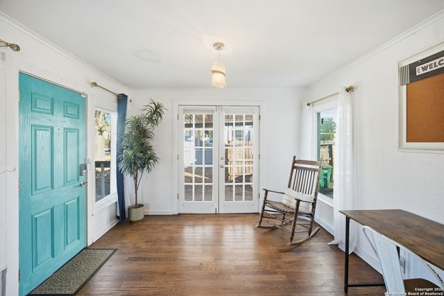 314 Queen Anne Ct, San Antonio, TX 78209