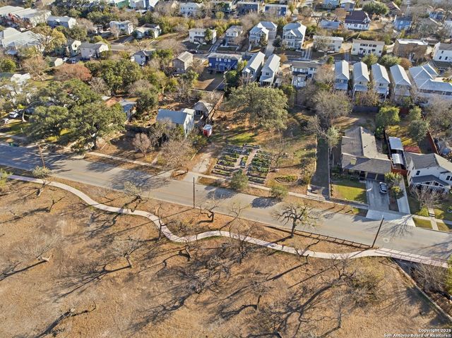 314 Queen Anne Ct, San Antonio, TX 78209