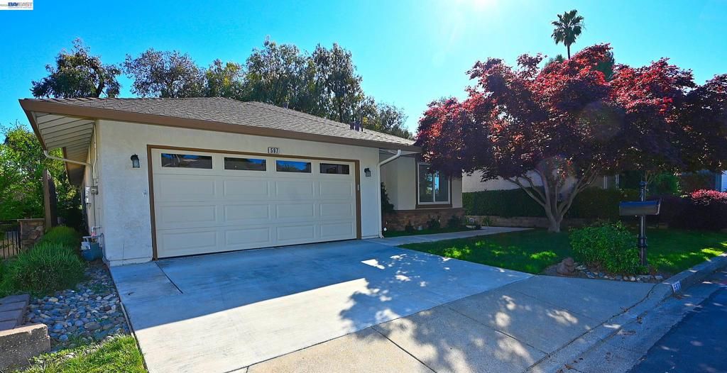 Image 2 of property listing at 597 Saint George Rd, Danville, CA 94526