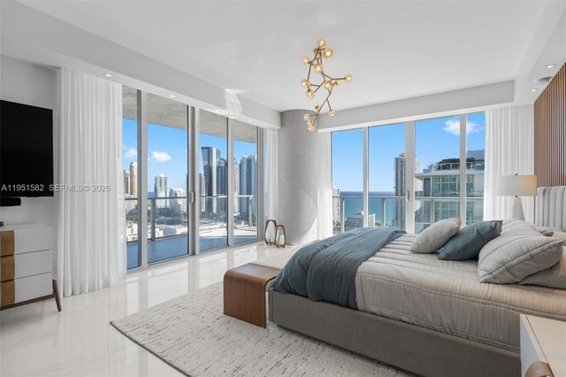 330 Sunny Isles Blvd 5-LPH04, Sunny Isles Beach, FL 33160