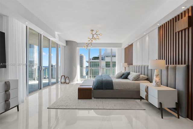 330 Sunny Isles Blvd 5-LPH04, Sunny Isles Beach, FL 33160