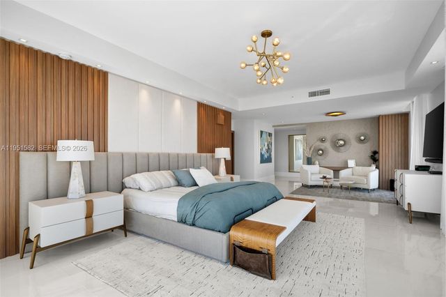 330 Sunny Isles Blvd 5-LPH04, Sunny Isles Beach, FL 33160