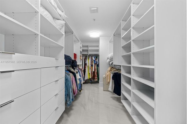 330 Sunny Isles Blvd 5-LPH04, Sunny Isles Beach, FL 33160