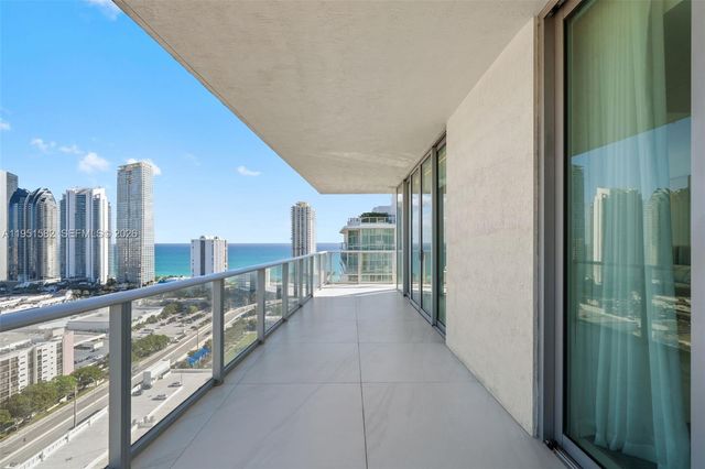 330 Sunny Isles Blvd 5-LPH04, Sunny Isles Beach, FL 33160