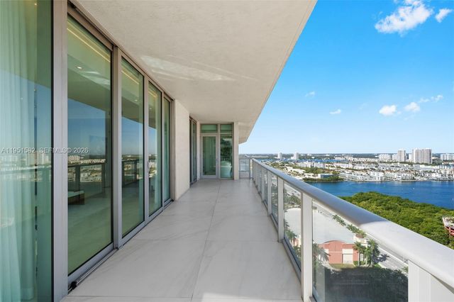 330 Sunny Isles Blvd 5-LPH04, Sunny Isles Beach, FL 33160