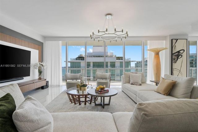 330 Sunny Isles Blvd 5-LPH04, Sunny Isles Beach, FL 33160