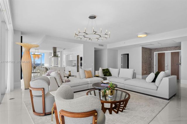 330 Sunny Isles Blvd 5-LPH04, Sunny Isles Beach, FL 33160