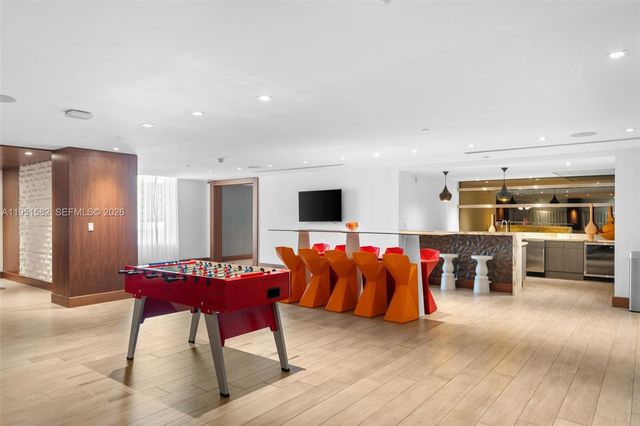 330 Sunny Isles Blvd 5-LPH04, Sunny Isles Beach, FL 33160