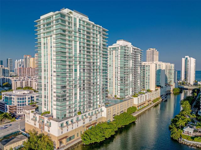 330 Sunny Isles Blvd 5-LPH04, Sunny Isles Beach, FL 33160